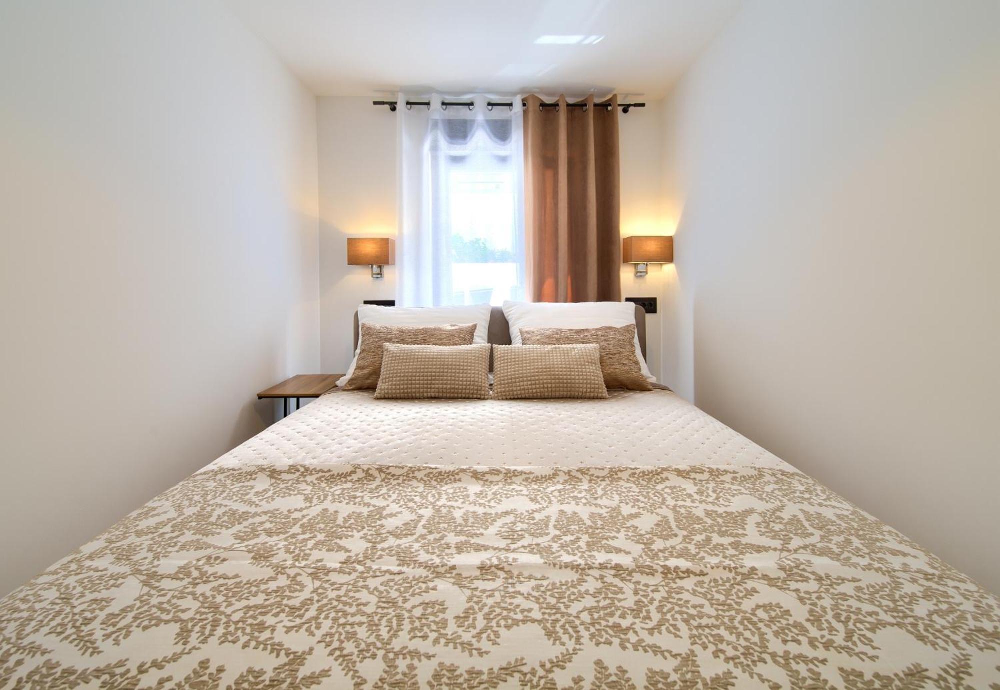 Apartments Sinisa - Krk Town Εξωτερικό φωτογραφία