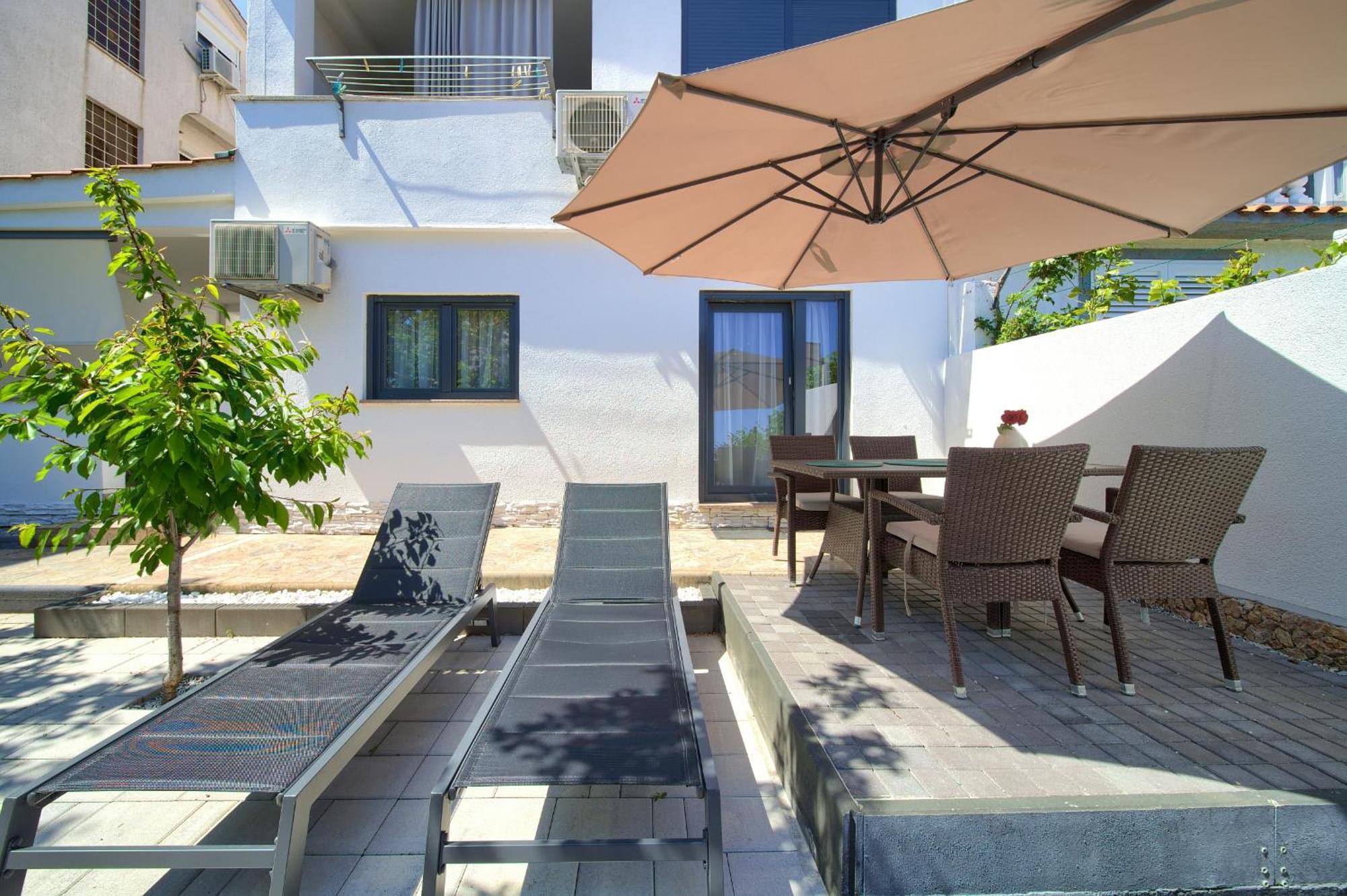 Apartments Sinisa - Krk Town Δωμάτιο φωτογραφία